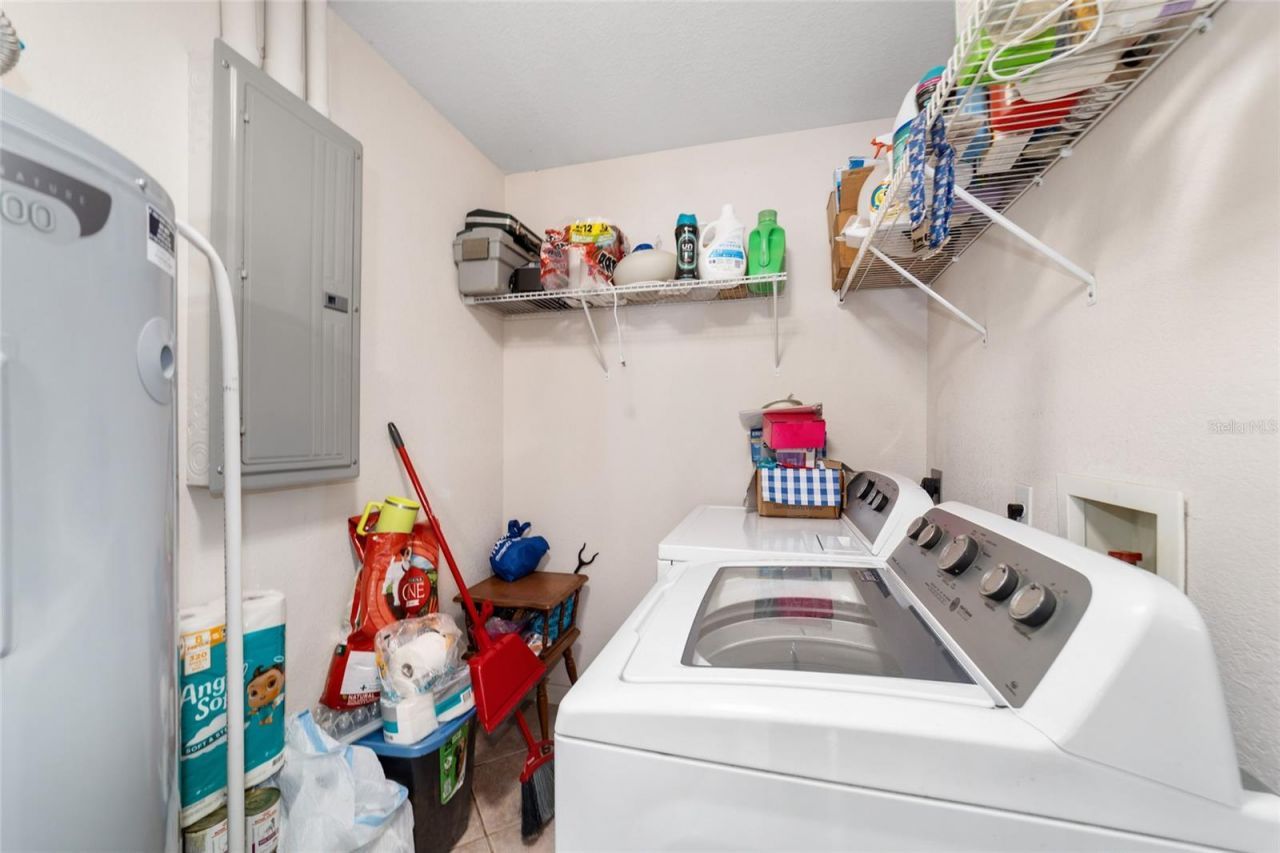 1572 N Highway 314a, Silver Springs, FL 34488 Photo