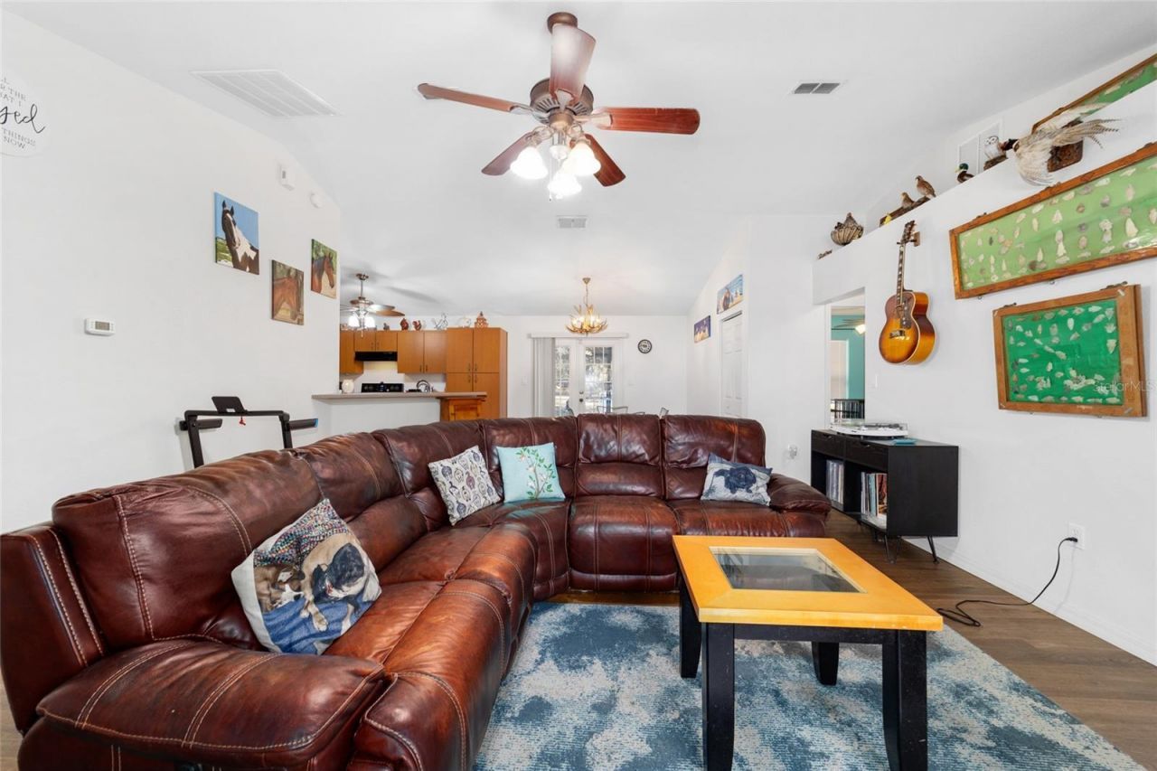 1572 N Highway 314a, Silver Springs, FL 34488 Photo