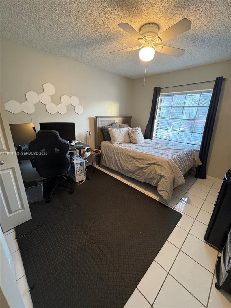 180 Cypress Club Dr , Unit 811, Pompano Beach, FL 33060 Photo