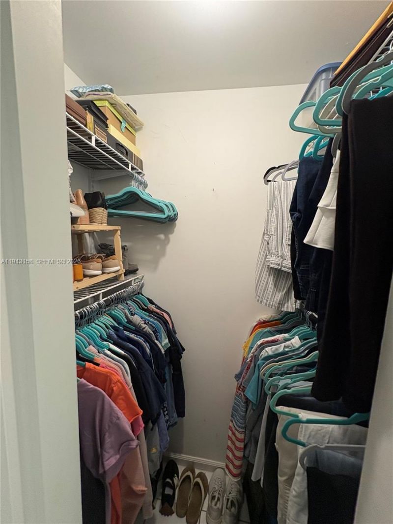 180 Cypress Club Dr , Unit 811, Pompano Beach, FL 33060 Photo