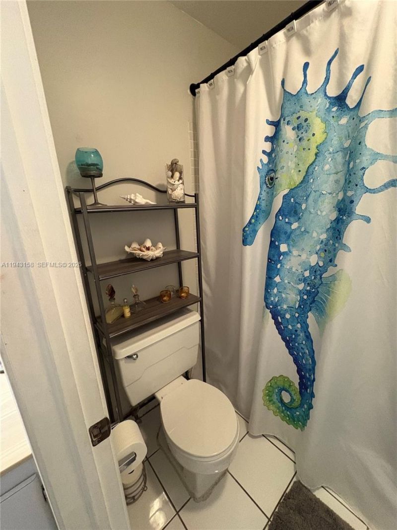 180 Cypress Club Dr , Unit 811, Pompano Beach, FL 33060 Photo