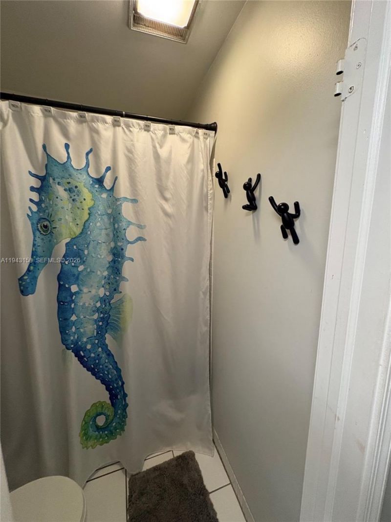 180 Cypress Club Dr , Unit 811, Pompano Beach, FL 33060 Photo