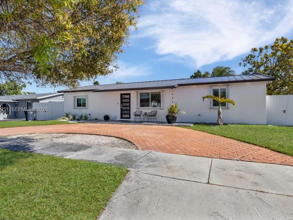 6423 SW 107th Pl, Miami, FL 33173