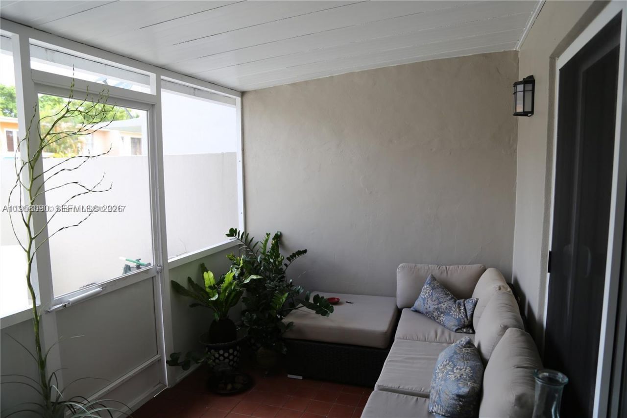 8940 SW 95th Ave, Unit -, Miami, FL 33176 Photo