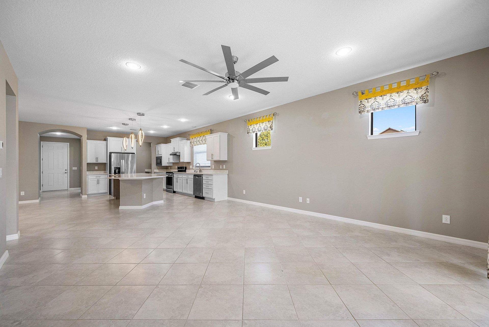 194 SE Courances Drive, Port Saint Lucie, FL 34984 Photo