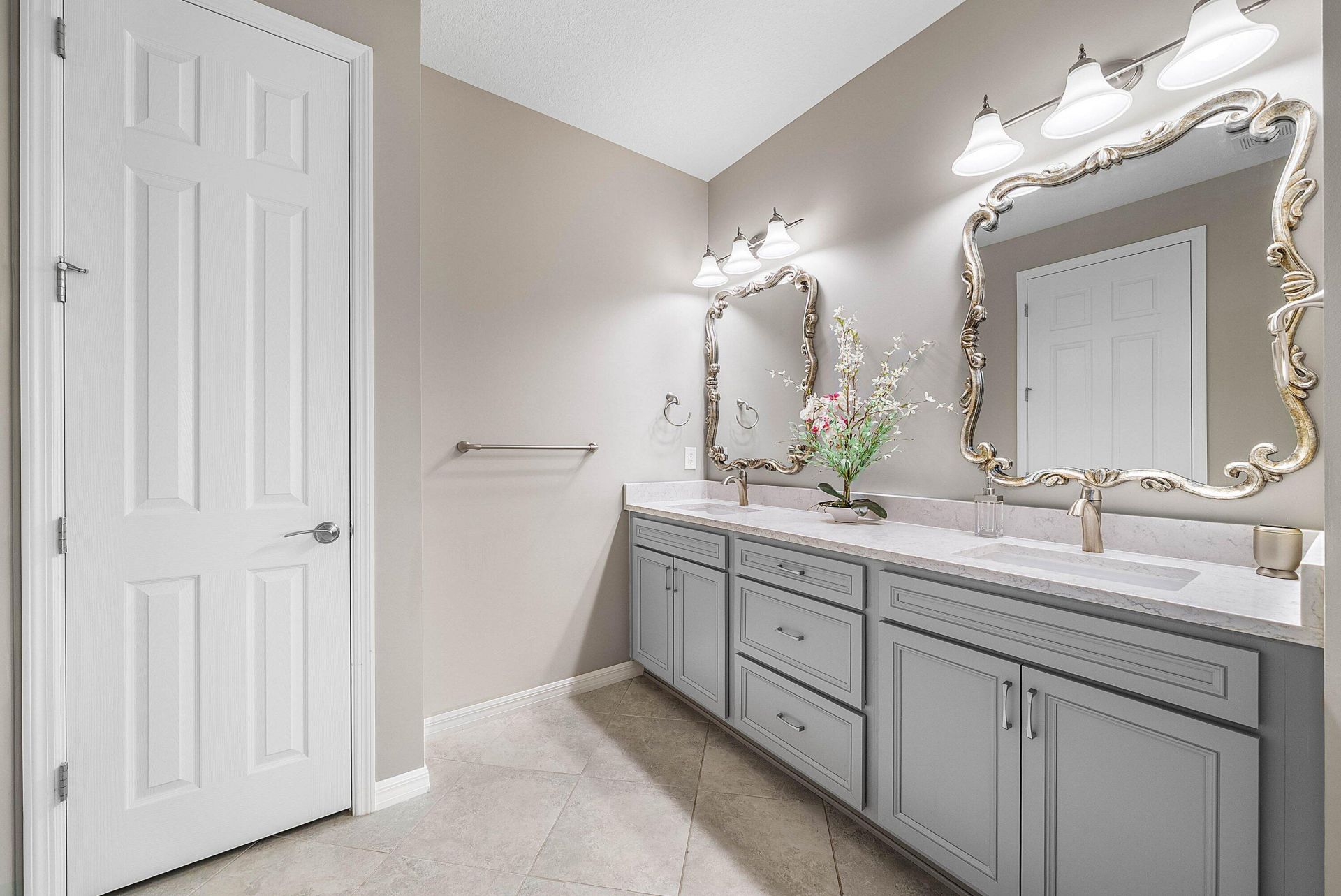 194 SE Courances Drive, Port Saint Lucie, FL 34984 Photo