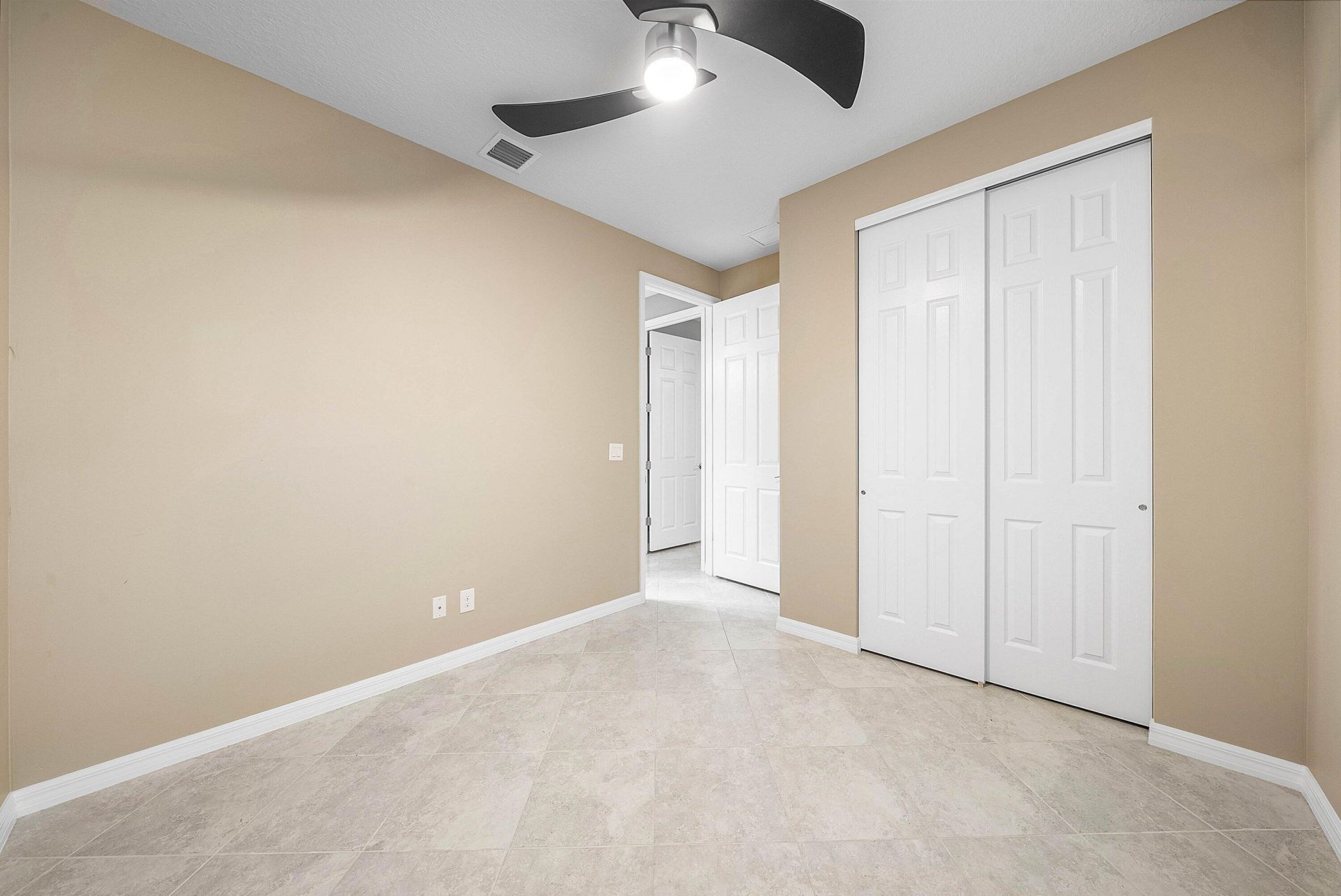 194 SE Courances Drive, Port Saint Lucie, FL 34984 Photo