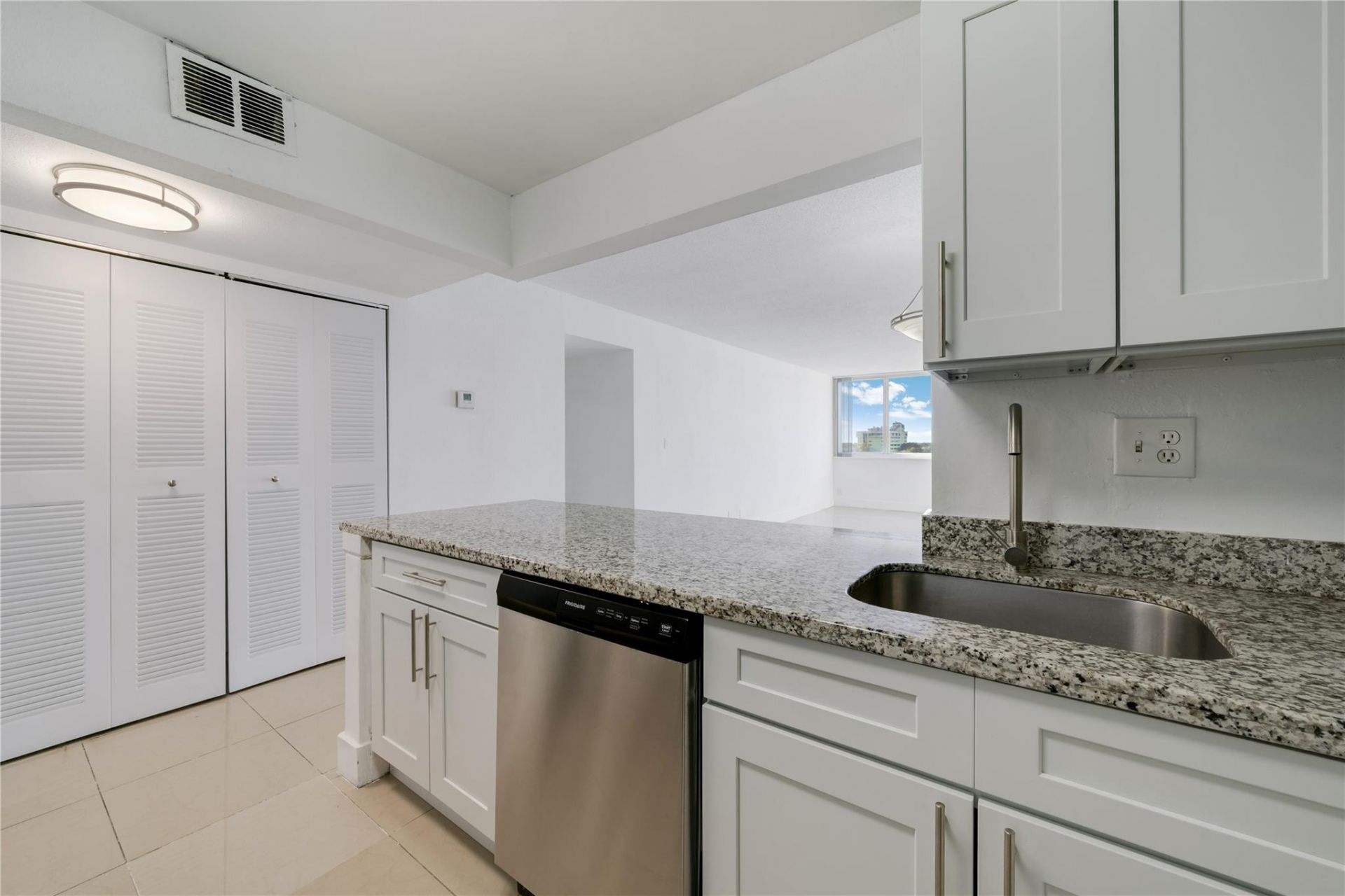 9001 SW 77th Avenue, Unit C803, Miami, FL 33156 Photo