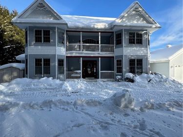 6553 Vermont Hill Road, South Wales, NY 14139