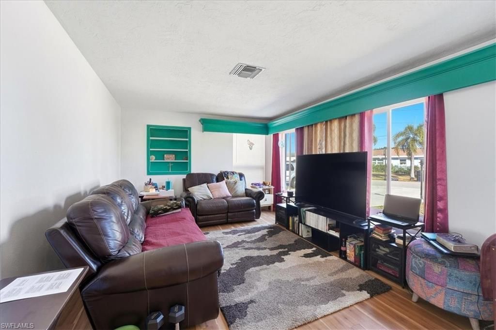 4311 S Pacific Cir , North Fort Myers, FL 33903 Photo