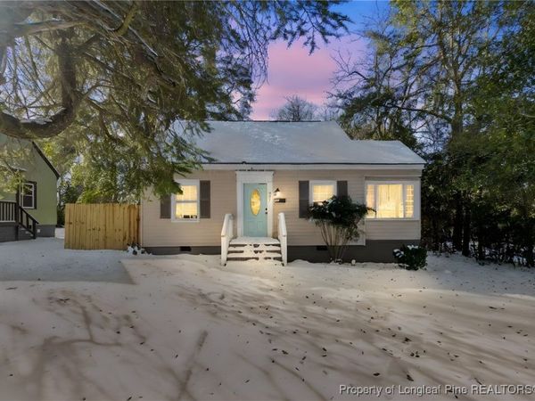 211 Hawthorne Road, Fayetteville, NC 28301