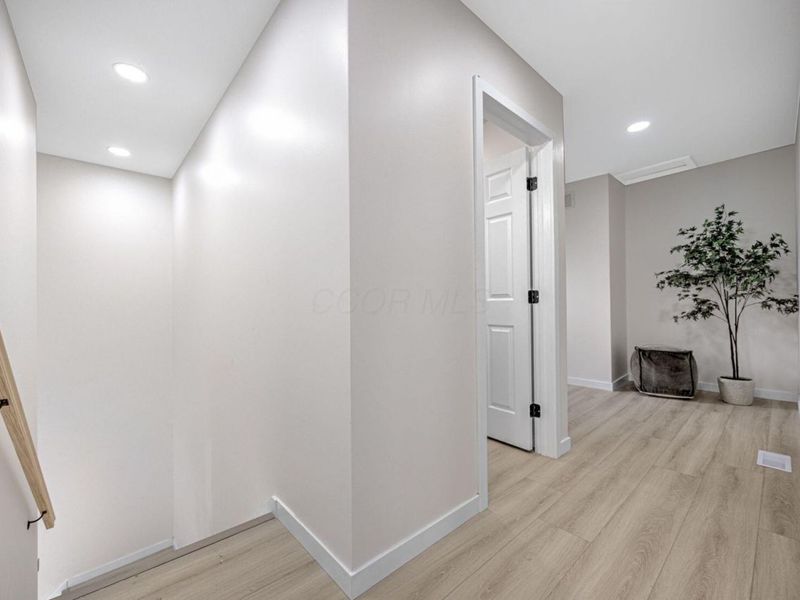 5981 Main Street, Grove City, OH 43123 Photo 25