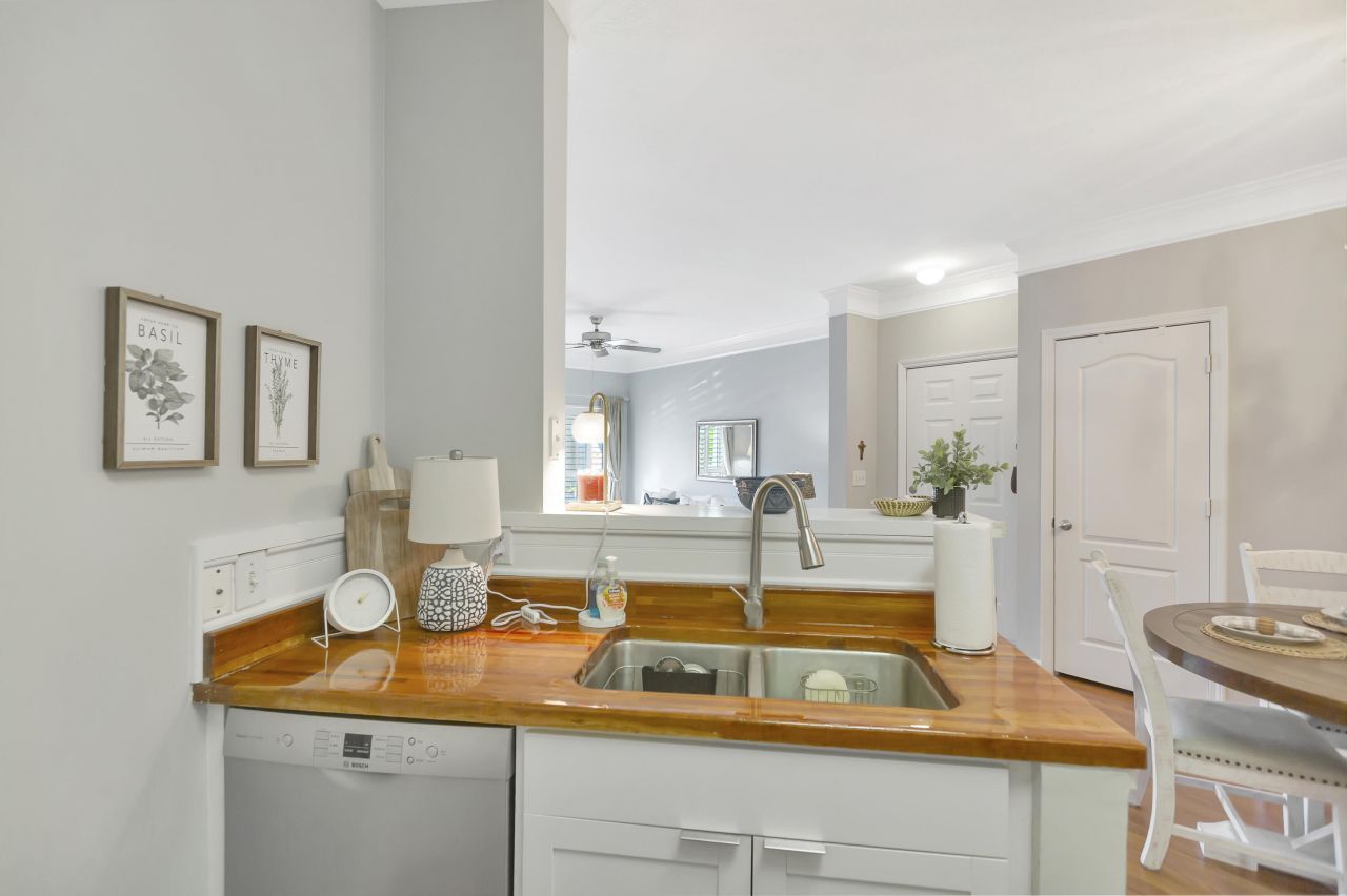 1300 Park W Boulevard Photo 10