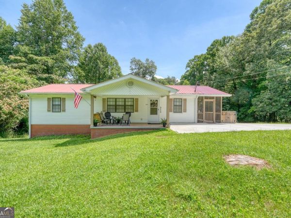 643 Number 20 Mine Road, Mccaysville, GA 30555
