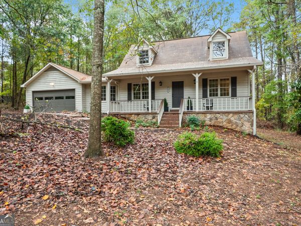 165 Fox Hunt Court, Fayetteville, GA 30214