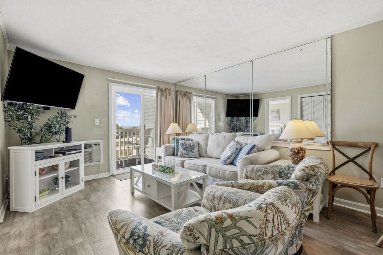 2203 S Ocean Blvd. Photo 7