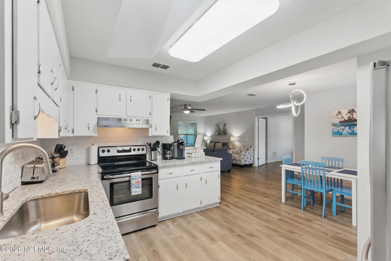 3517 Seafoam Lane, Jacksonville, FL 32250 Photo