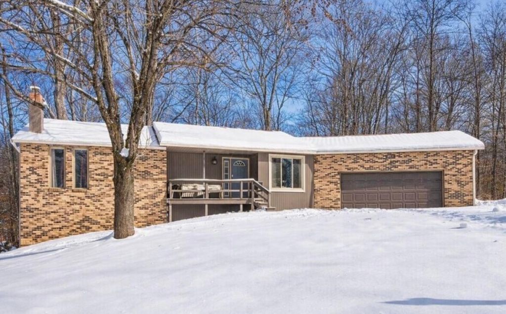 2955 Tarkman Drive, Nashport, OH 43830 Main Photo