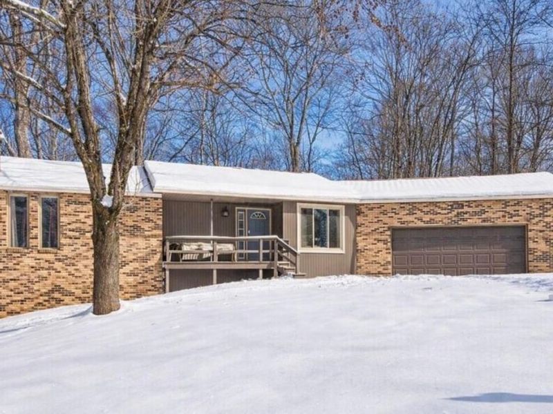 2955 Tarkman Drive, Nashport, OH 43830 Photo 1