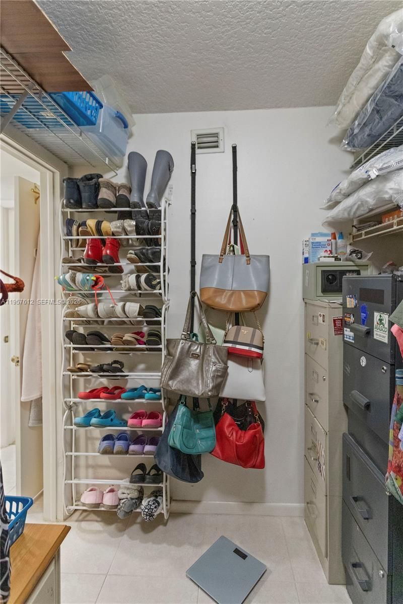 452 N Laurel Dr, Unit 1503, Margate, FL 33063 Photo