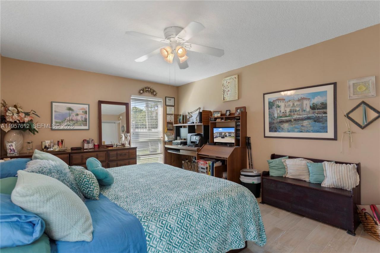 452 N Laurel Dr, Unit 1503, Margate, FL 33063 Photo