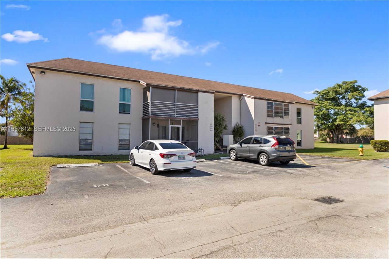 452 N Laurel Dr, Unit 1503, Margate, FL 33063 Photo