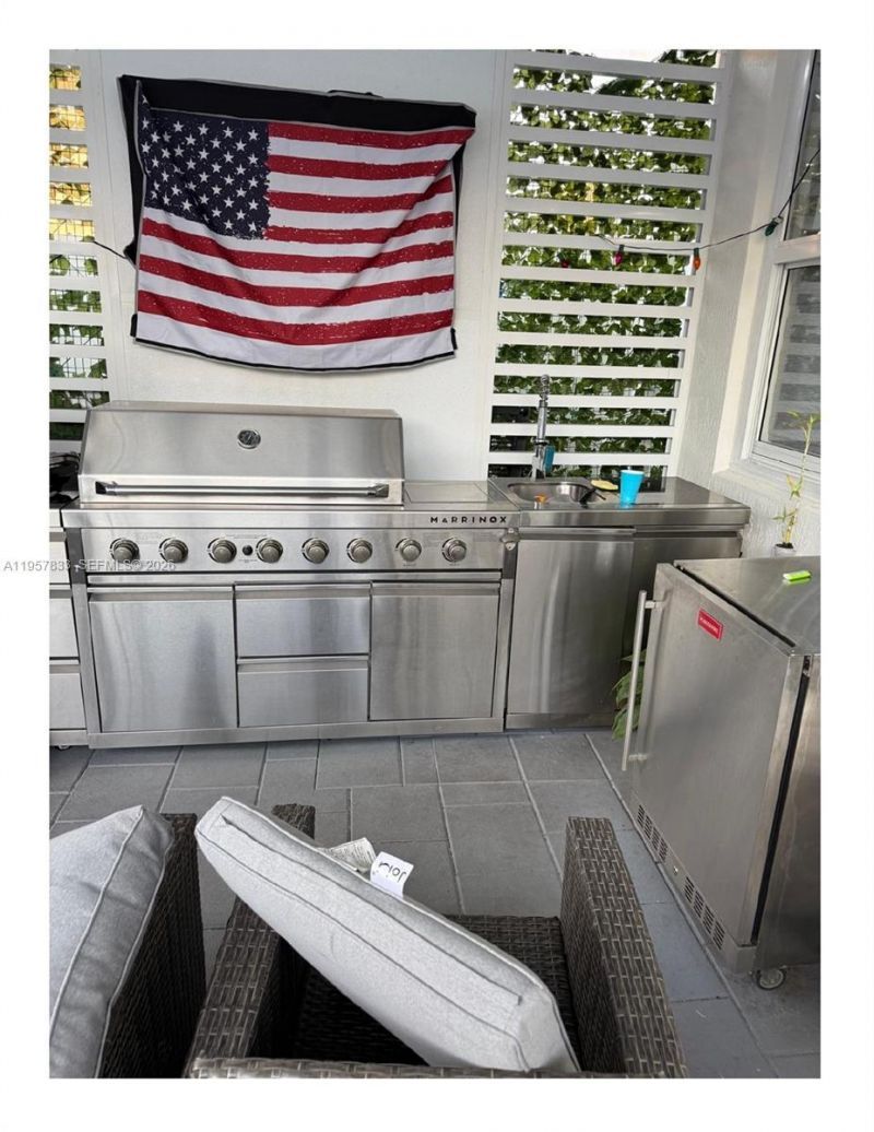 10628 W 33rd Way , Hialeah, FL 33018 Photo