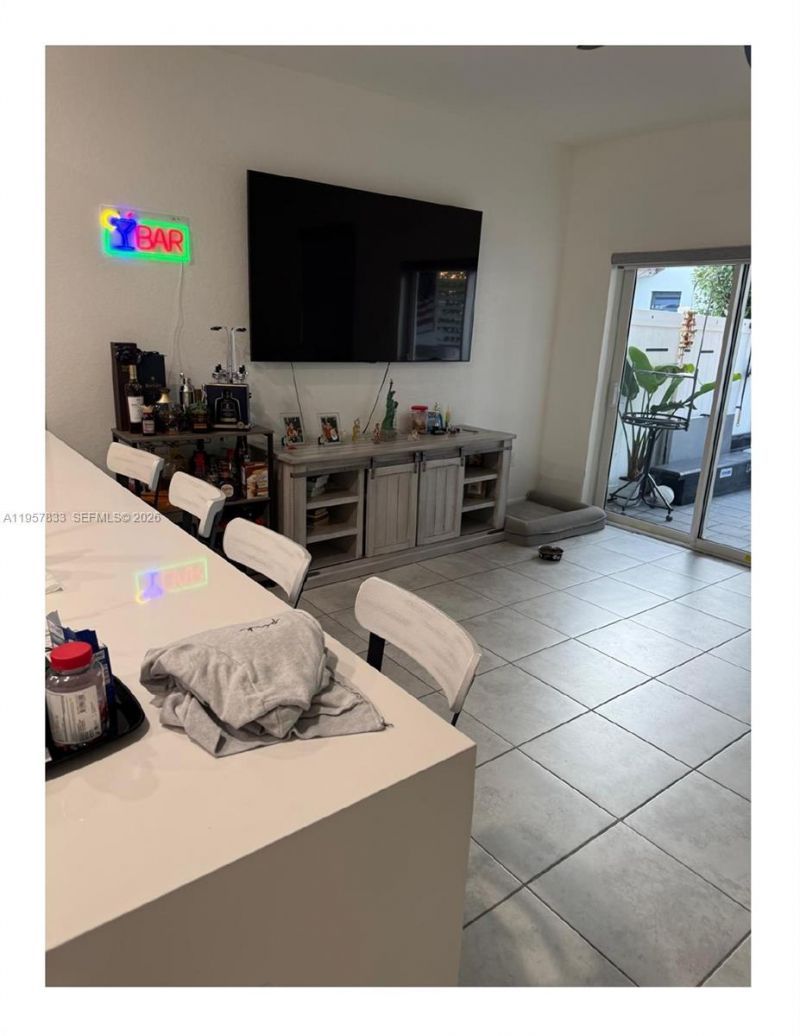 10628 W 33rd Way , Hialeah, FL 33018 Photo