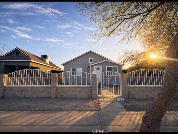 923 Sumner Street, Bakersfield, CA 93305