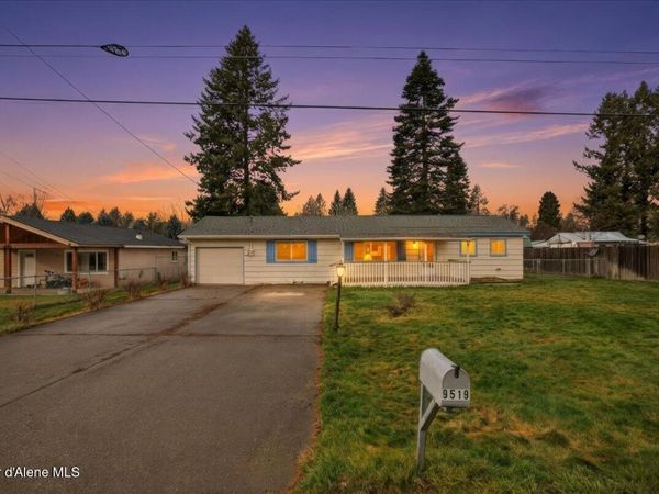 9519 N Baack RD, Hayden, ID 83835