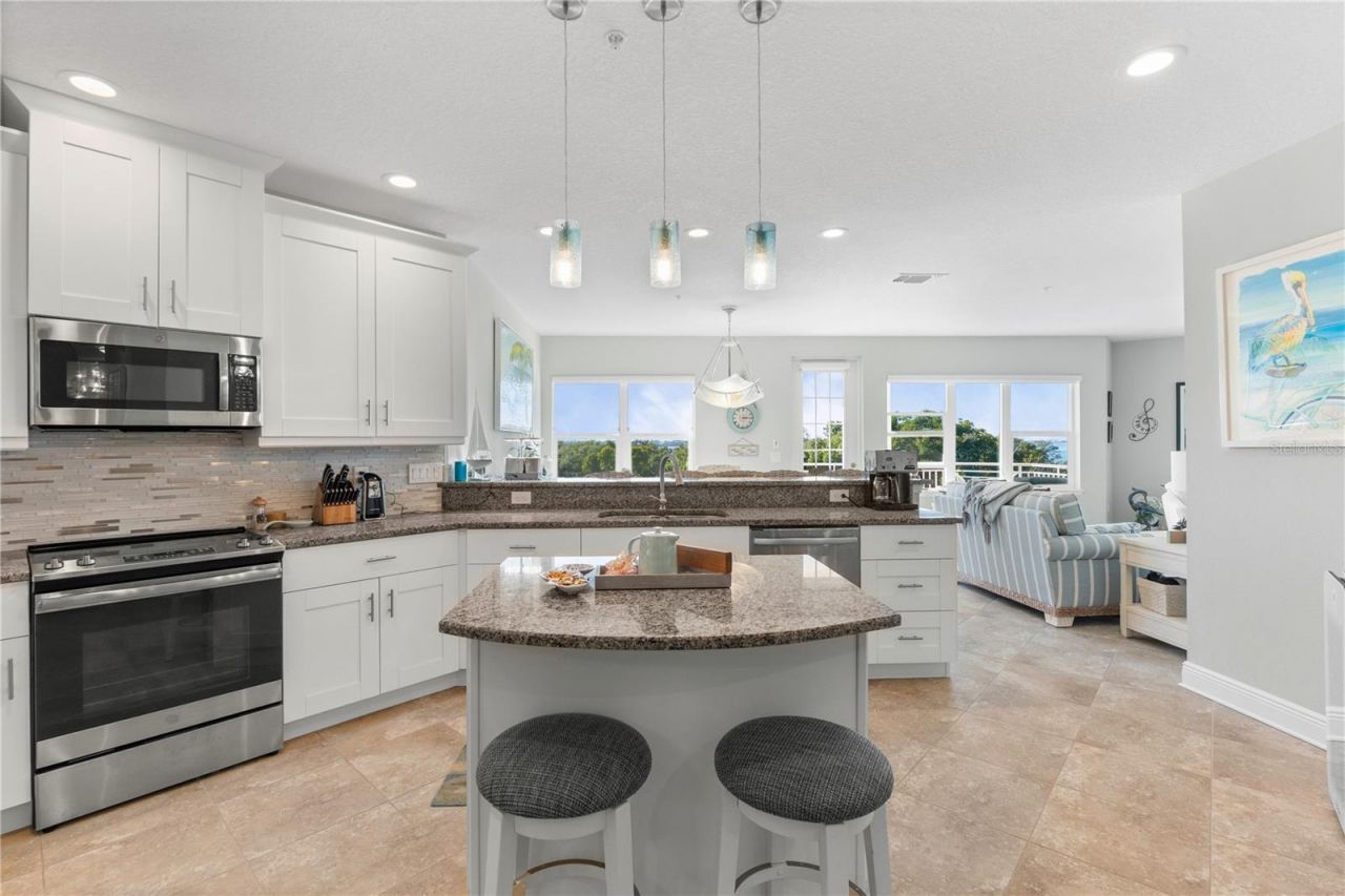 3431 79th Street Circle W, Unit 202, Bradenton, FL 34209 Photo