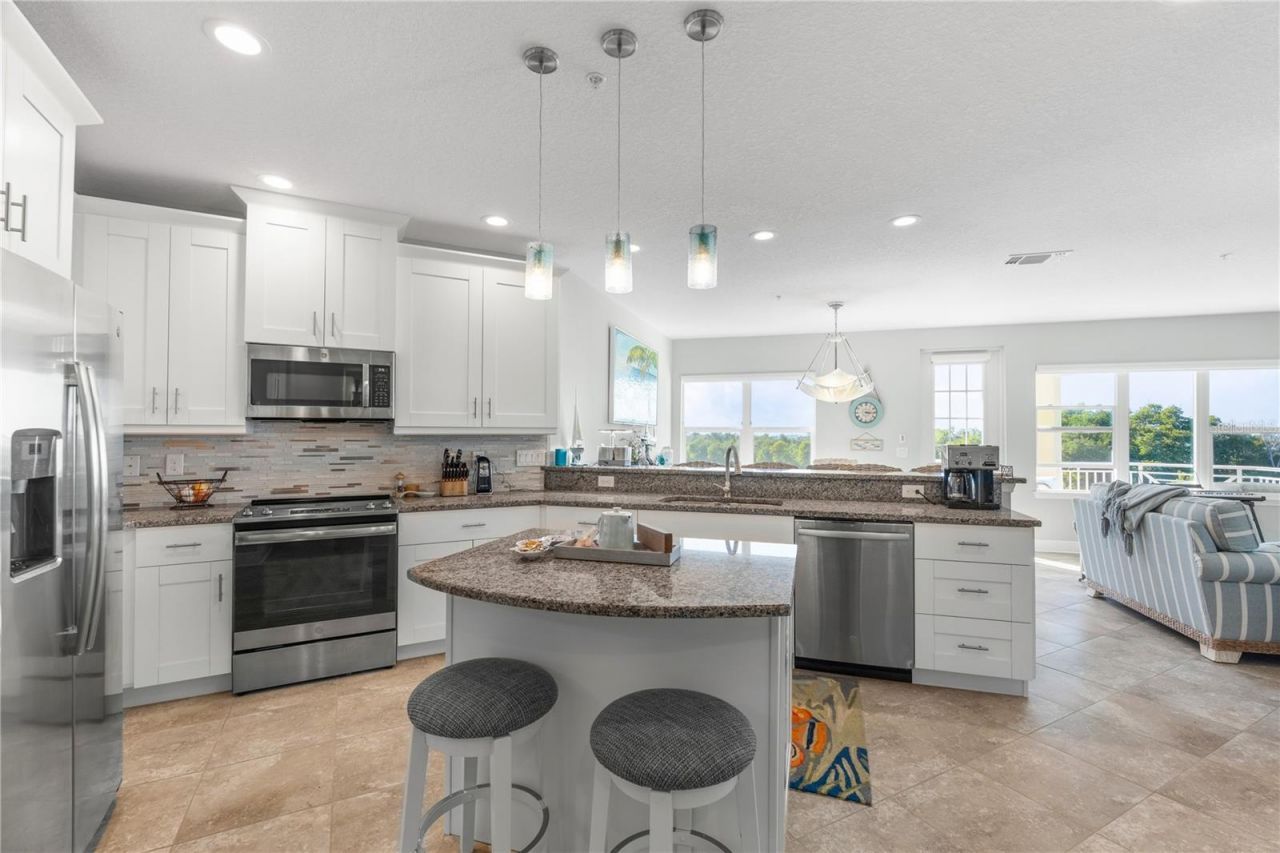 3431 79th Street Circle W, Unit 202, Bradenton, FL 34209 Photo