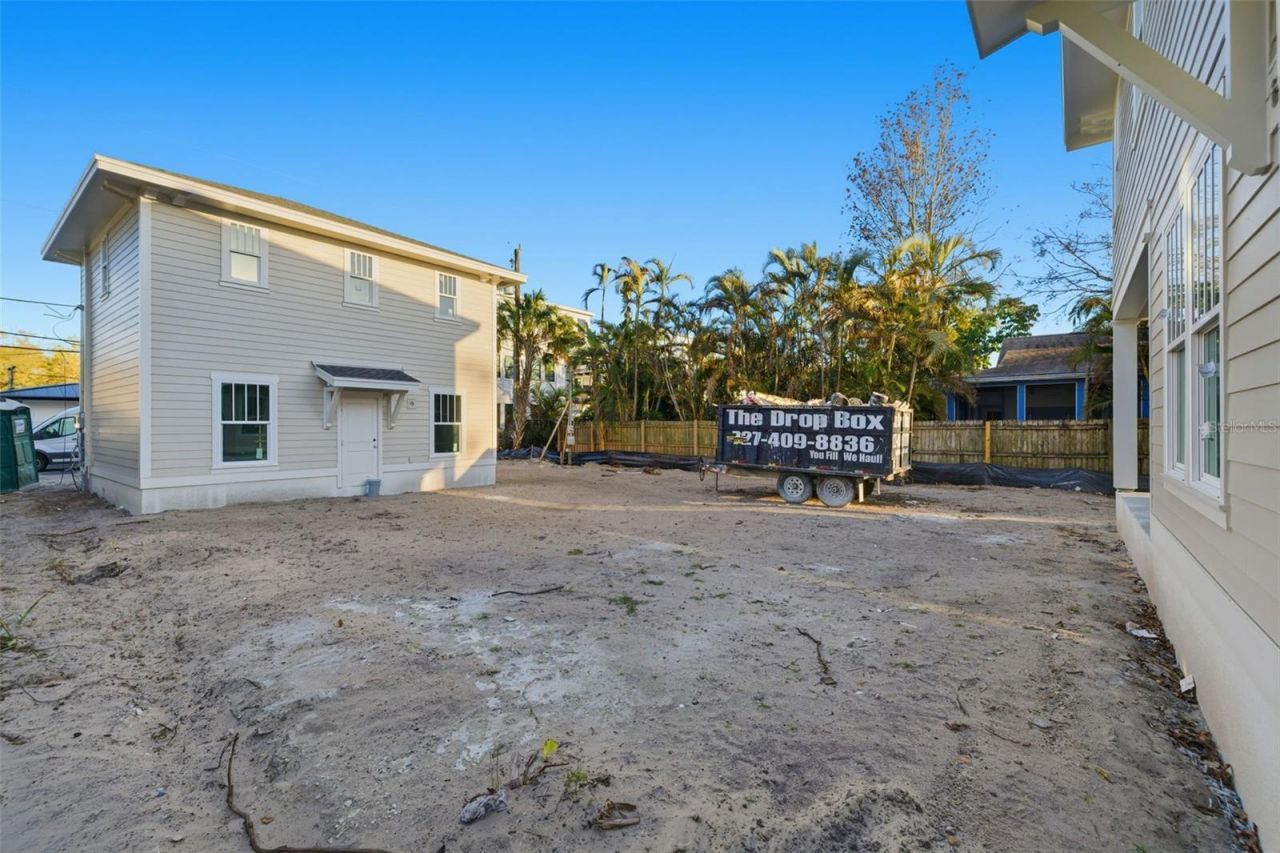 2011 10th Street N, Saint Petersburg, FL 33701 Photo