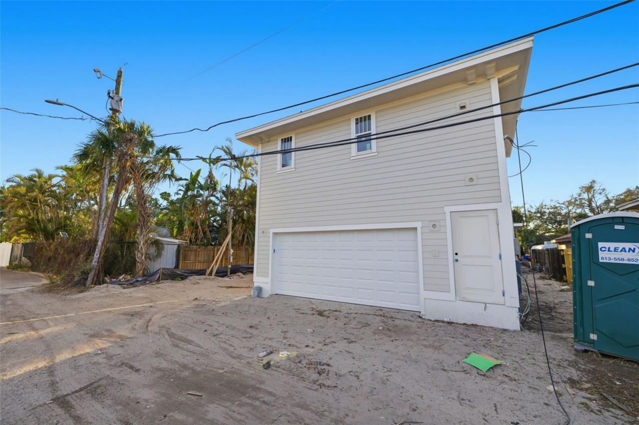 2011 10th Street N, Saint Petersburg, FL 33701 Photo