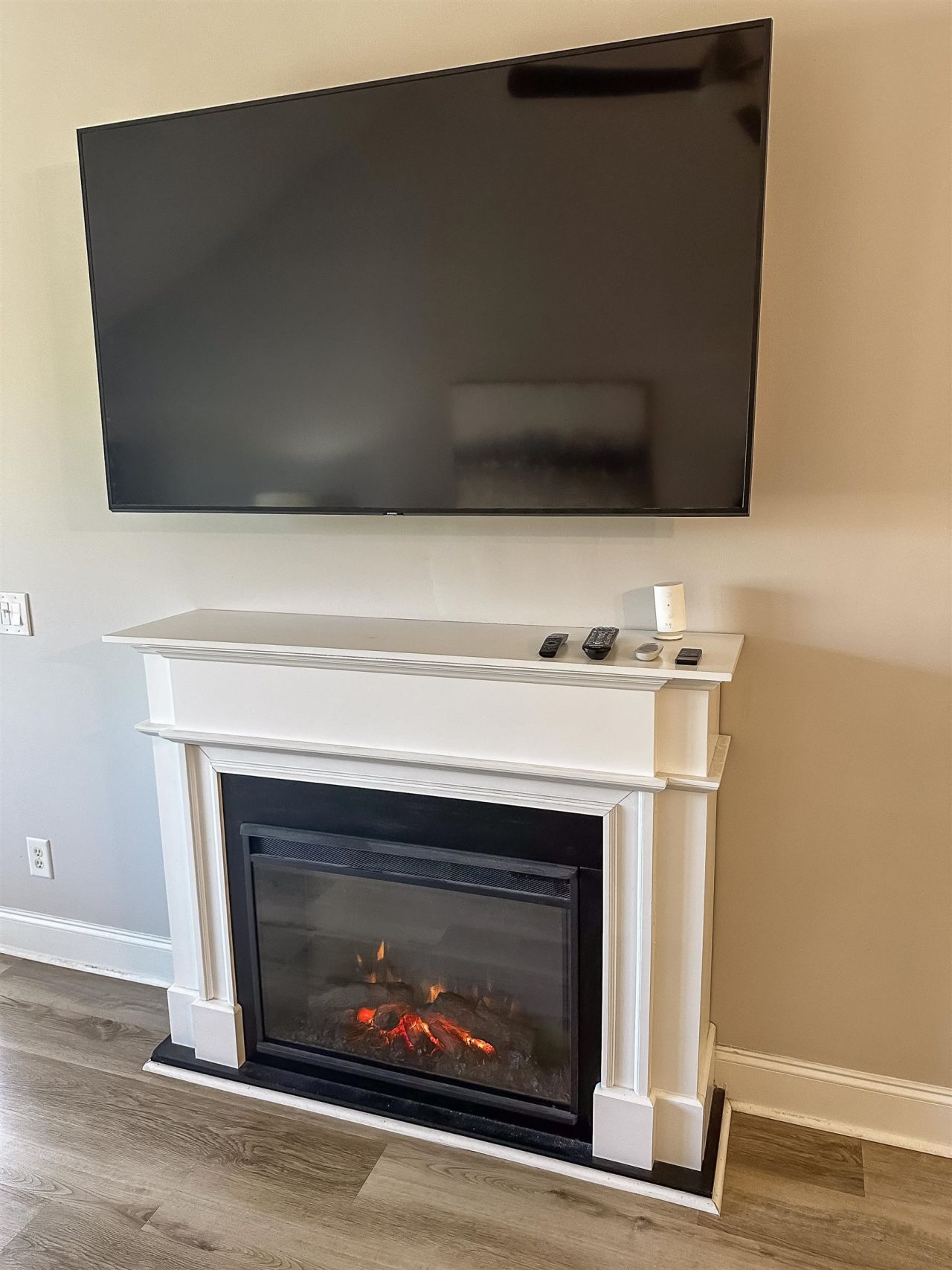 824 Castleford Circle Photo 10