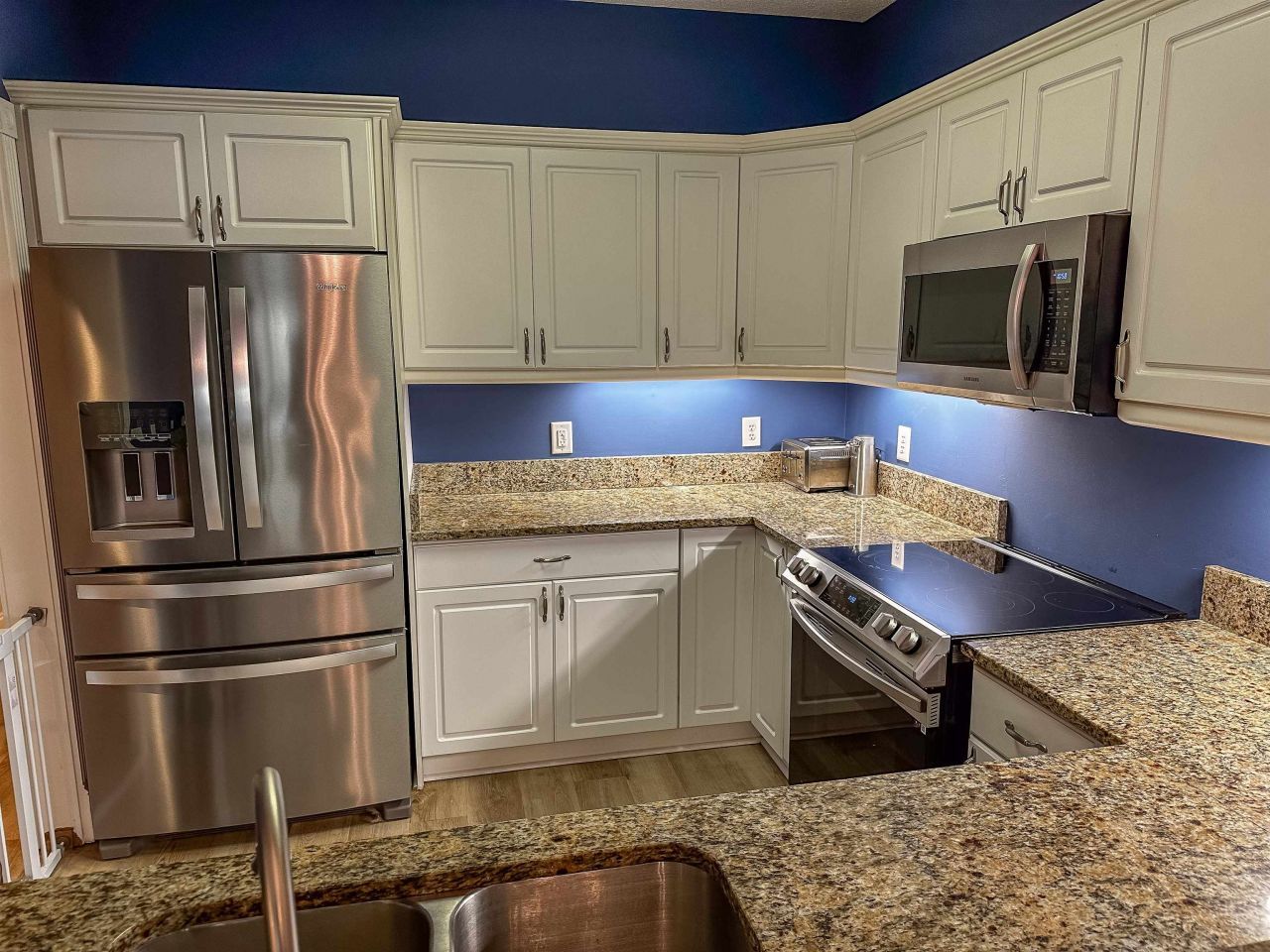 824 Castleford Circle Photo 12