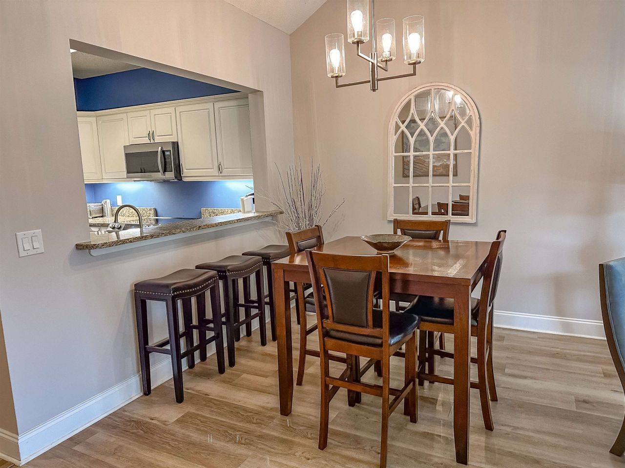 824 Castleford Circle Photo 15