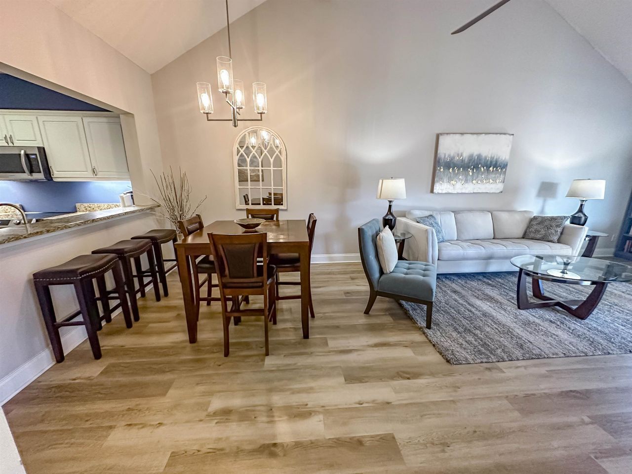 824 Castleford Circle Photo 17