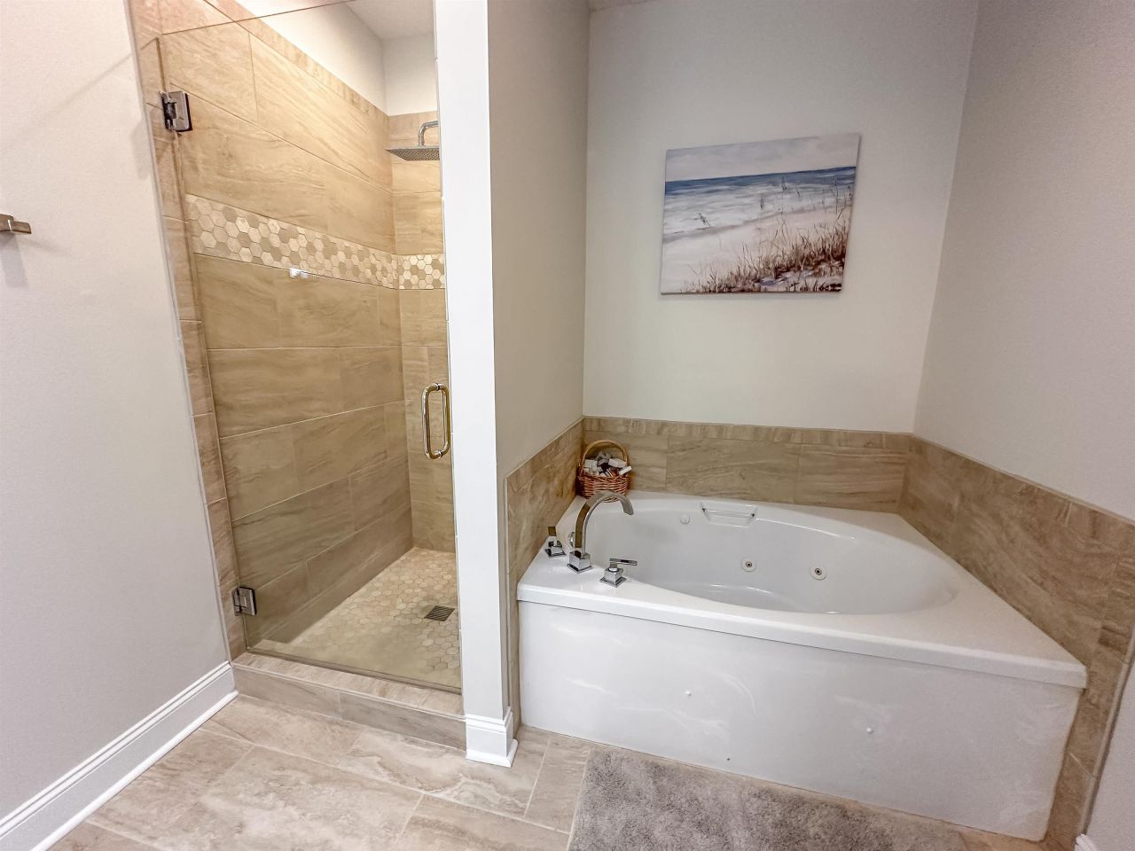 824 Castleford Circle Photo 24