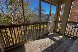 824 Castleford Circle photo 4