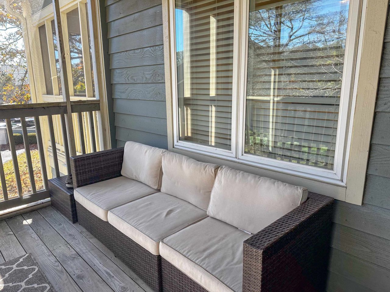 824 Castleford Circle Photo 4