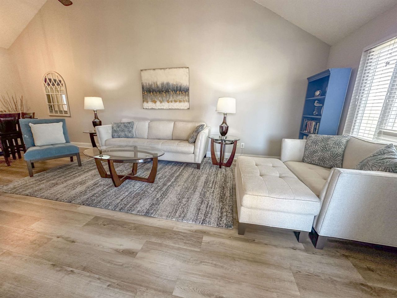 824 Castleford Circle Photo 5