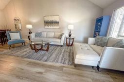 824 Castleford Circle photo 4