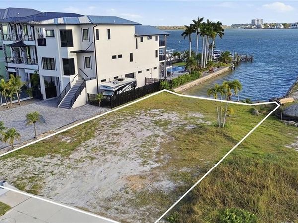 475 Estero BLVD, FORT MYERS BEACH, FL 33931