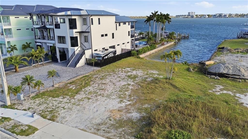 475 Estero Blvd, Fort Myers Beach, FL 33931 Photo