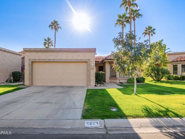 9329 W TOPEKA Drive, Peoria, AZ 85382