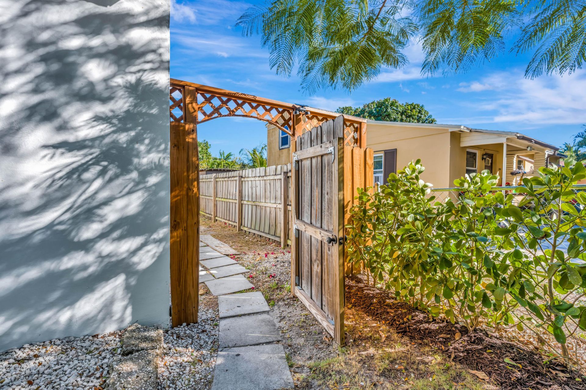 3024 Clyde Road, West Palm Beach, FL 33405 Photo