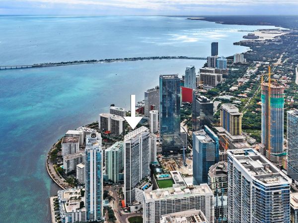 1300 Brickell Bay Dr, Unit 2600, Miami, FL 33131