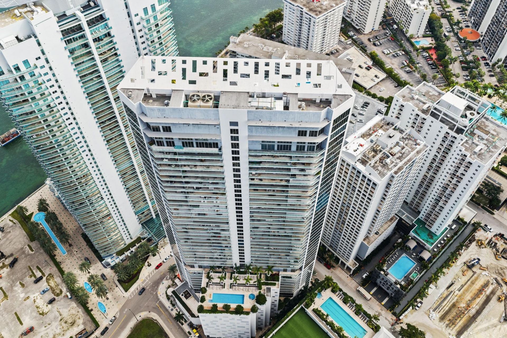 1300 Brickell Bay Drive, Unit 2600, Miami, FL 33131 Photo