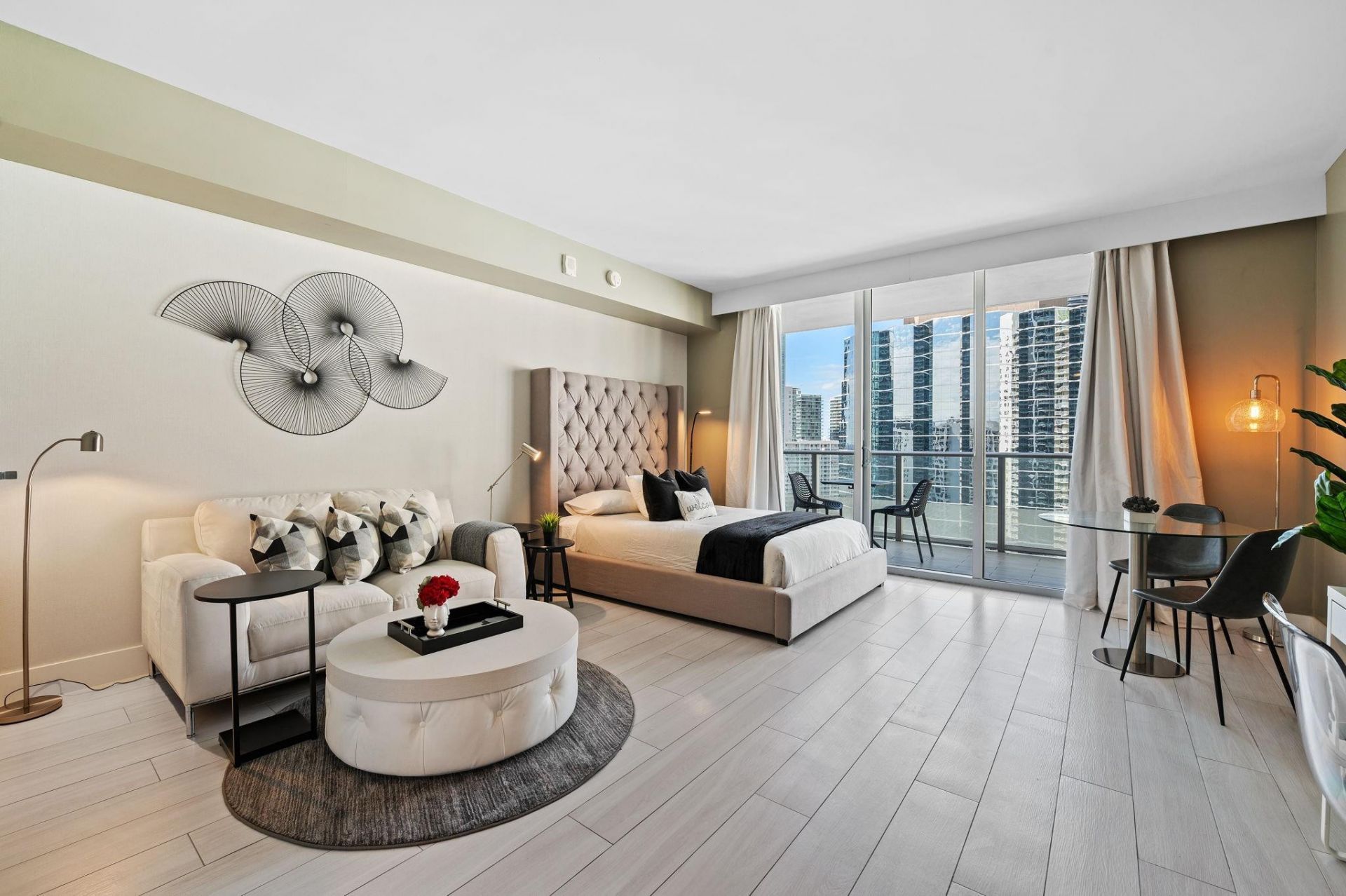 1300 Brickell Bay Drive, Unit 2600, Miami, FL 33131 Photo
